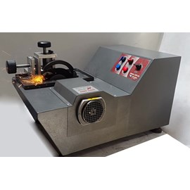 laboratory metallographic cutting machine