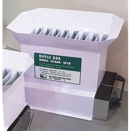 Riffle sample divider