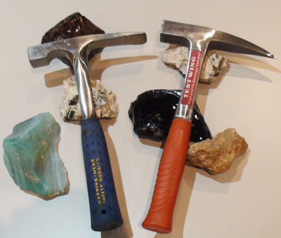 Geological  Hammer  Model:  TESTWING